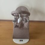 Детский шезлонг (кресло-качалка) пастельний бежевий + дуга с игрушками в подарок!